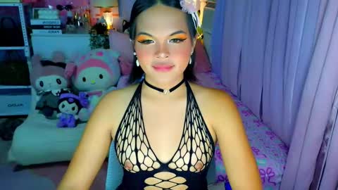 Mia online show from March 9, 4:06 am