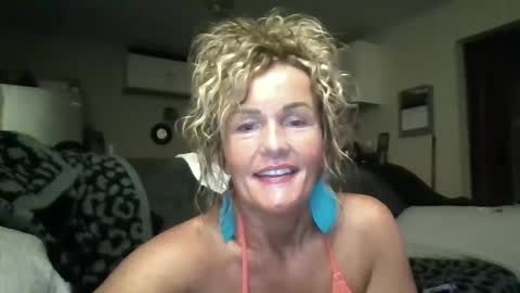 callmebabyt online show from October 4, 11:24 pm