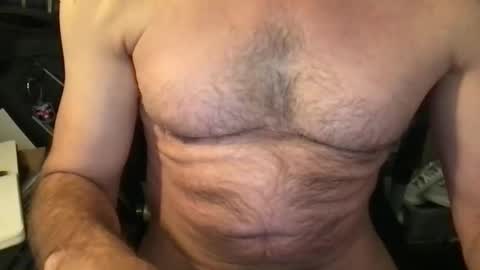 Snapshot of callum5555 chatting on December 11, 10:14 am callum5555 online show from December 11, 10:14 am