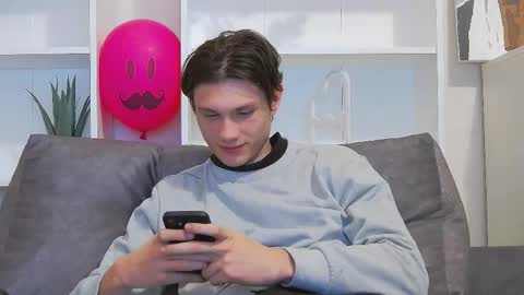 Calvin online show from February 20, 8:03 pm