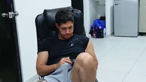 camara110 online show from March 9, 1:43 am