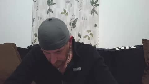 Chillaxin lets talk  online show from January 22, 5:26 am