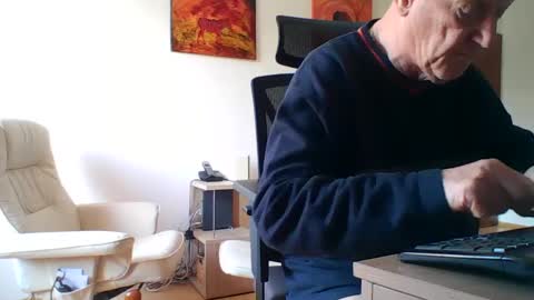 camcologne online show from January 10, 10:28 am