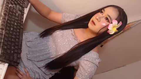 camela_star online show from April 4, 5:20 pm