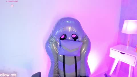 Camelia Smith online show from March 29, 9:00 am