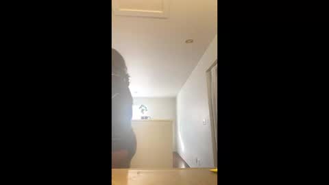 Snapshot of camgirlleanna chatting on October 21, 2:10 pm camgirlleanna online show from October 21, 2:10 pm
