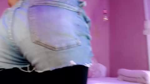 Snapshot of cami_fire chatting on September 16, 8:45 pm Cami online show from September 16, 8:45 pm