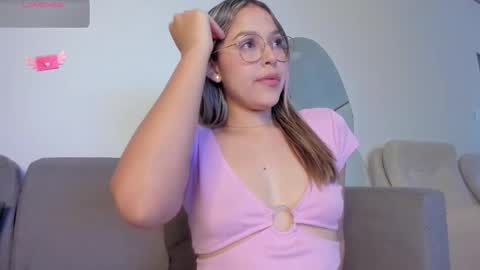   online show from November 25, 9:35 pm