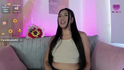 Snapshot of cami_velvet chatting on September 23, 2:22 pm cami_velvet online show from September 23, 2:22 pm