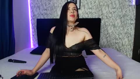 Snapshot of camii_evanns chatting on September 26, 6:10 am Camila online show from September 26, 6:10 am