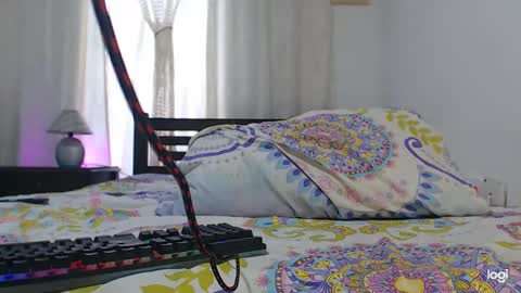 Instagram camila blande1 online show from October 6, 8:04 pm