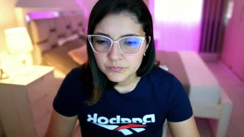 Camila buitrago online show from March 10, 7:29 pm