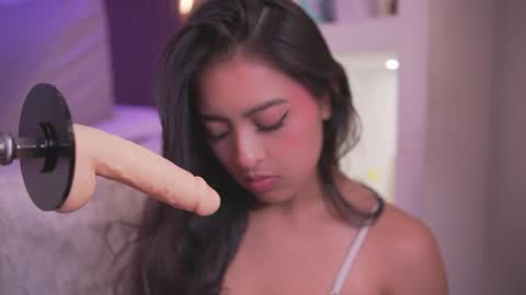 Camila online show from May 9, 4:29 am