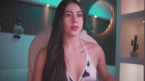 camila_martinez9 online show from January 19, 11:31 am