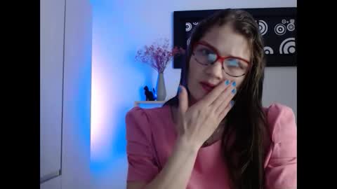 Snapshot of camila_ventura chatting on October 18, 11:14 am Camila ventura online show from October 18, 11:14 am