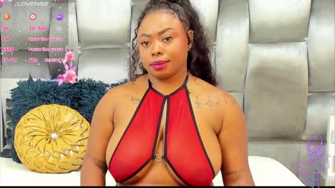 camila benitez online show from April 7, 4:47 am