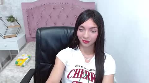 Snapshot of camilah_tk chatting on March 8, 6:16 pm Cami online show from March 8, 6:16 pm