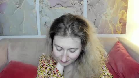 camilladreamer online show from May 11, 12:17 am