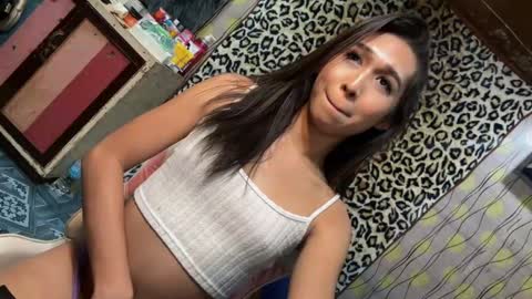 Snapshot of camillaslutttx chatting on October 25, 8:57 am camillaaa ig mszane3e online show from October 25, 8:57 am