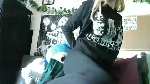 Camille Deville online show from January 12, 11:26 pm