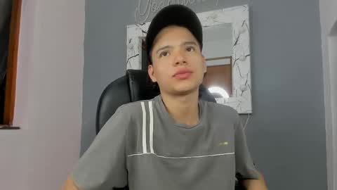 Snapshot of camillo_virgil chatting on October 3, 10:56 am Camillo Virgil online show from October 3, 10:56 am