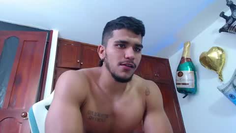 camilo_contre21 online show from July 17, 10:33 pm
