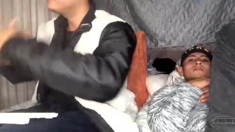 camivaron online show from January 11, 4:06 am