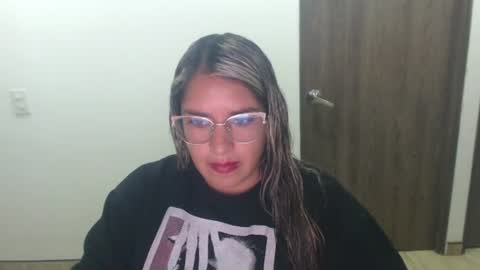 camivilla393140 online show from July 15, 3:01 am