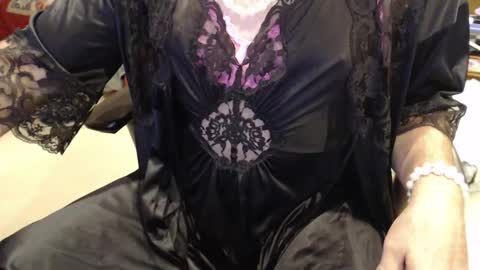 CammieCD online show from October 28, 3:35 pm