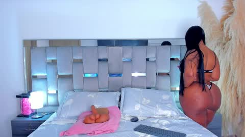 Camila online show from April 9, 4:34 pm