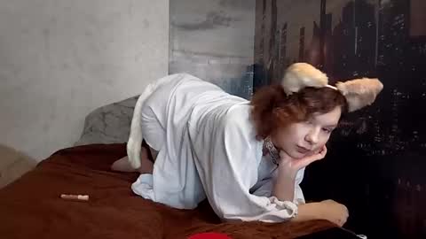 Snapshot of cammyrose_ chatting on September 15, 2:18 pm cammyrose_ online show from September 15, 2:18 pm