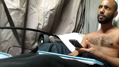 camodick online show from March 30, 11:05 pm
