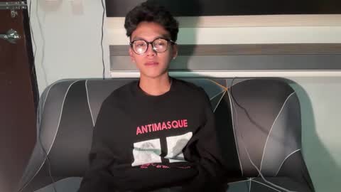 Ethan online show from October 3, 12:13 pm