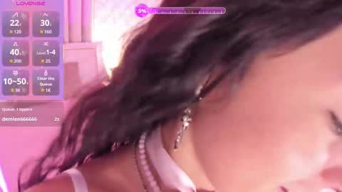 Snapshot of candy5girl chatting on October 8, 8:15 pm Candy online show from October 8, 8:15 pm