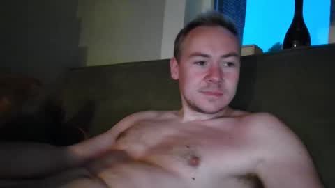 candy_boy_xoxo online show from June 7, 8:25 pm