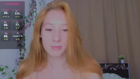 Snapshot of candy_flosse chatting on September 27, 8:45 am candy_flosse online show from September 27, 8:45 am