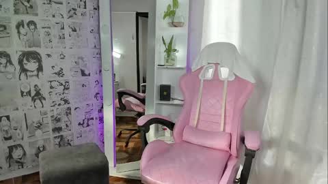 Nickol online show from February 16, 9:16 pm