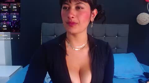 Snapshot of candy_lux_ chatting on September 15, 8:21 pm Candy online show from September 15, 8:21 pm