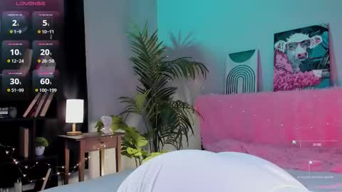 Sandy online show from September 19, 11:25 am