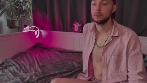 candybeee online show from October 13, 6:37 am