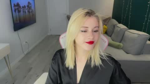 You can call me HH online show from April 17, 11:56 am