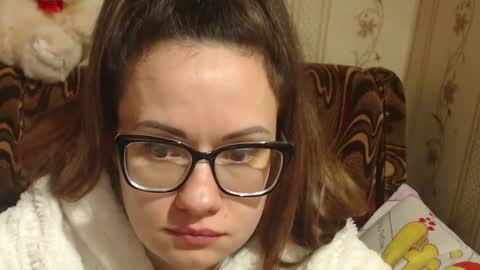 say meow and send tips  online show from February 27, 9:18 am