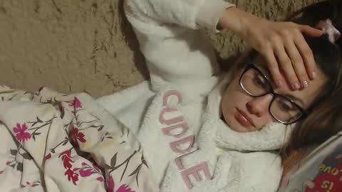 say meow and send tips  online show from February 21, 9:43 pm