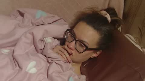 say meow and send tip  online show from December 17, 3:24 am