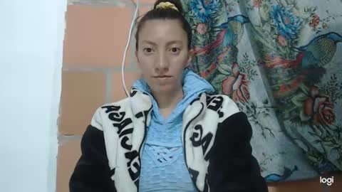 candymilfff online show from March 11, 2:42 am