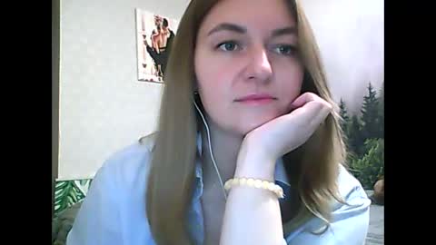 Daisy online show from March 11, 9:26 pm