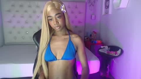 Candy Ebony online show from October 25, 4:24 am