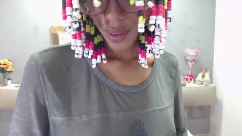 Snapshot of canella_hotx chatting on January 16, 3:02 pm Canela online show from January 16, 3:02 pm