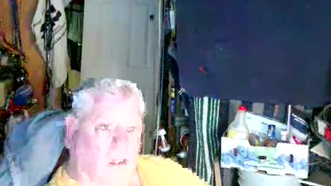 canoelicker69 online show from February 23, 8:11 pm