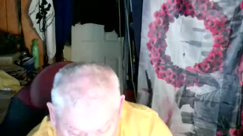 canoelicker69 online show from April 18, 7:58 pm